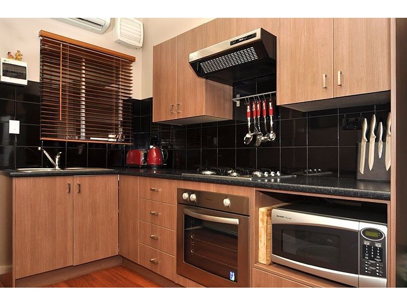 2/30 Chatham Road, Keswick SA 5035