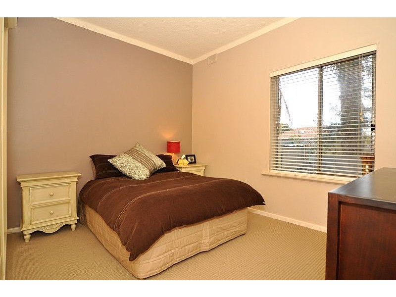 2/30 Chatham Road, Keswick SA 5035