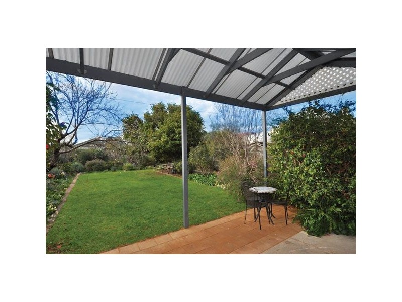 100 Kingston Avenue, Melrose Park SA 5039