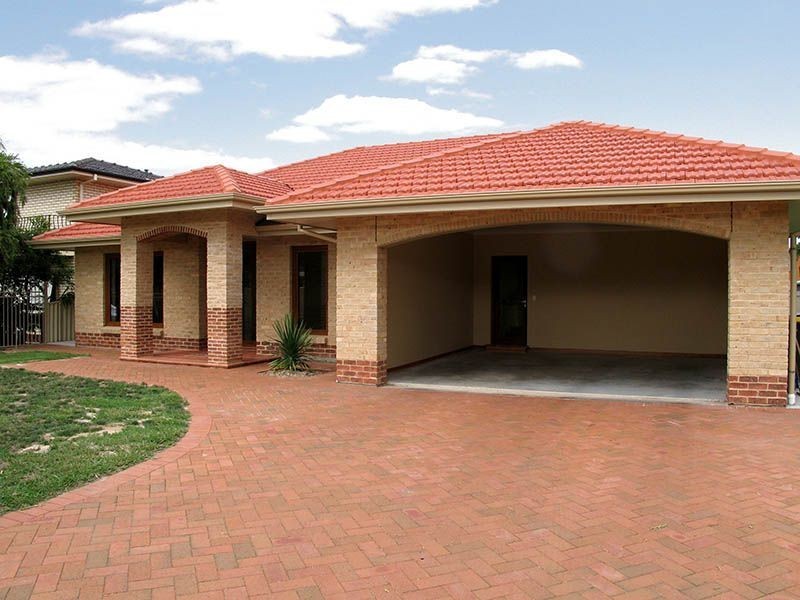 8 Pacific Parade, West Beach SA 5024