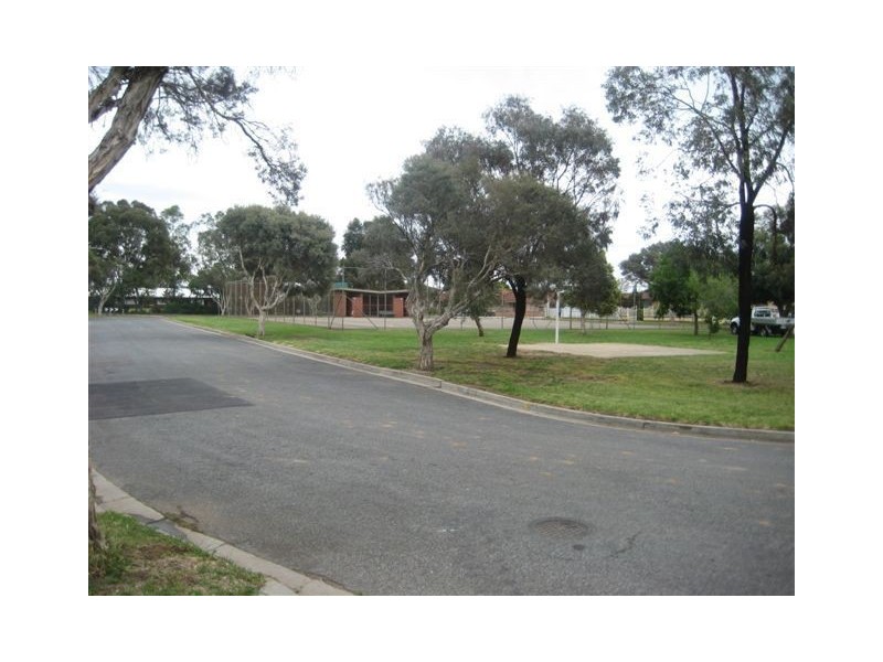 47 Dudley Crescent, Mansfield Park SA 5012