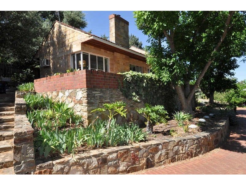 2 Seaview Road, Lynton SA 5062