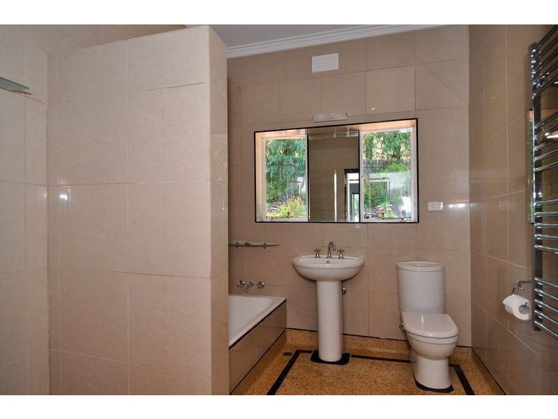 2 Seaview Road, Lynton SA 5062