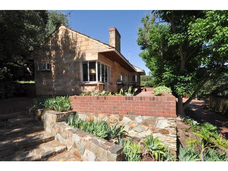 2 Seaview Road, Lynton SA 5062