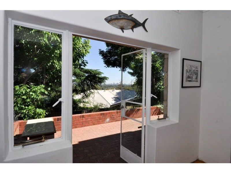 2 Seaview Road, Lynton SA 5062