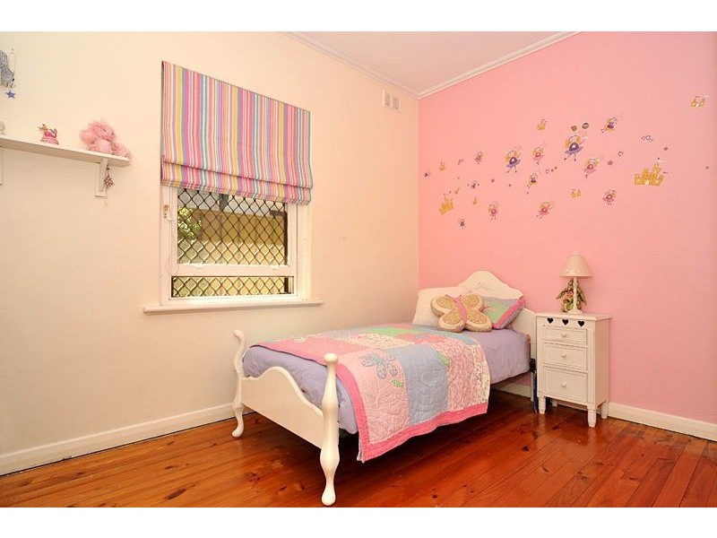 12 Wolseley Terrace, Ascot Park SA 5043