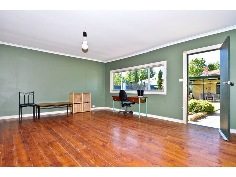 201 Cross Road, Cumberland Park SA 5041