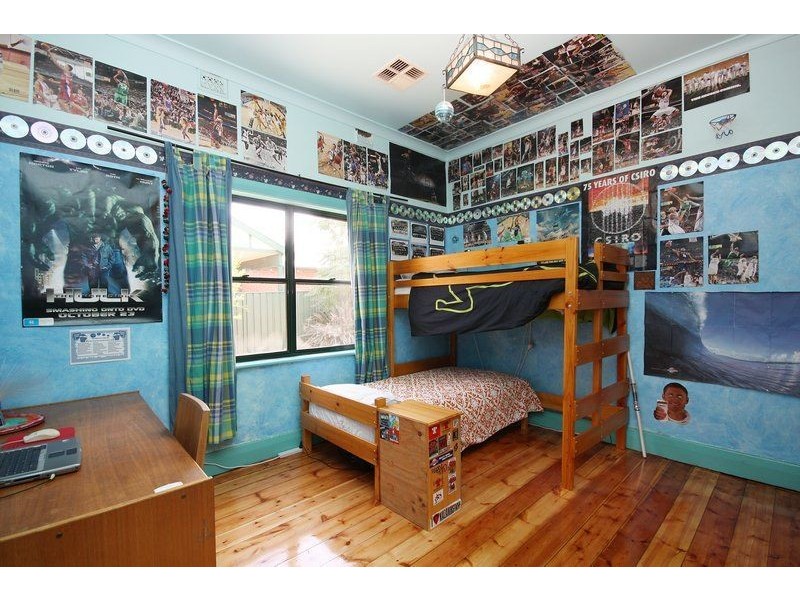 10 Birkinshaw Avenue, Tranmere SA 5073