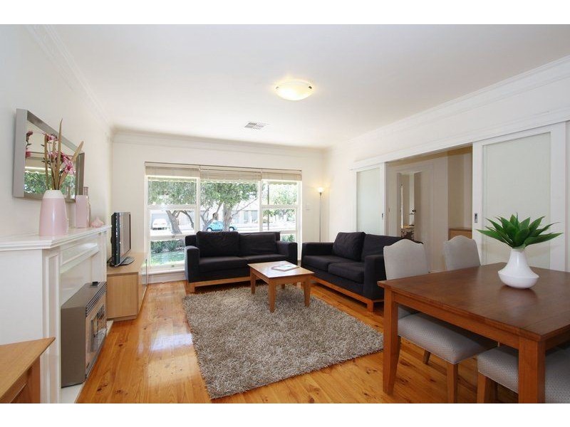 19 Price Avenue, Lower Mitcham SA 5062