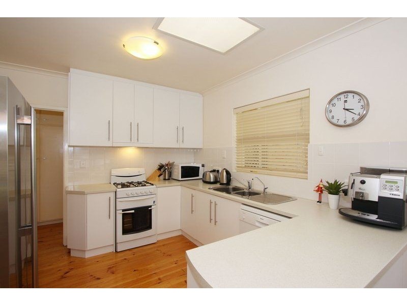 19 Price Avenue, Lower Mitcham SA 5062