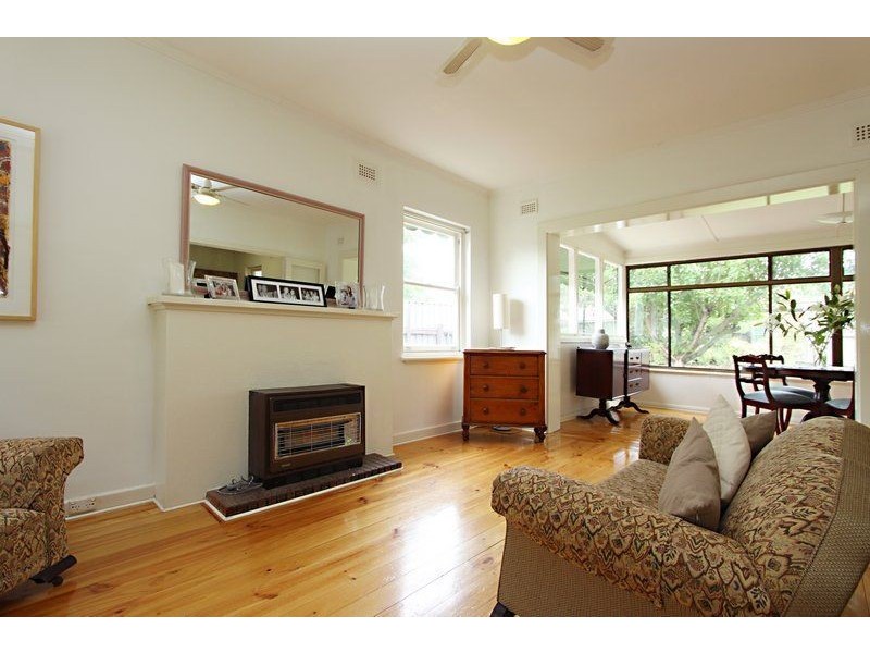 1 Hay Street, Lower Mitcham SA 5062