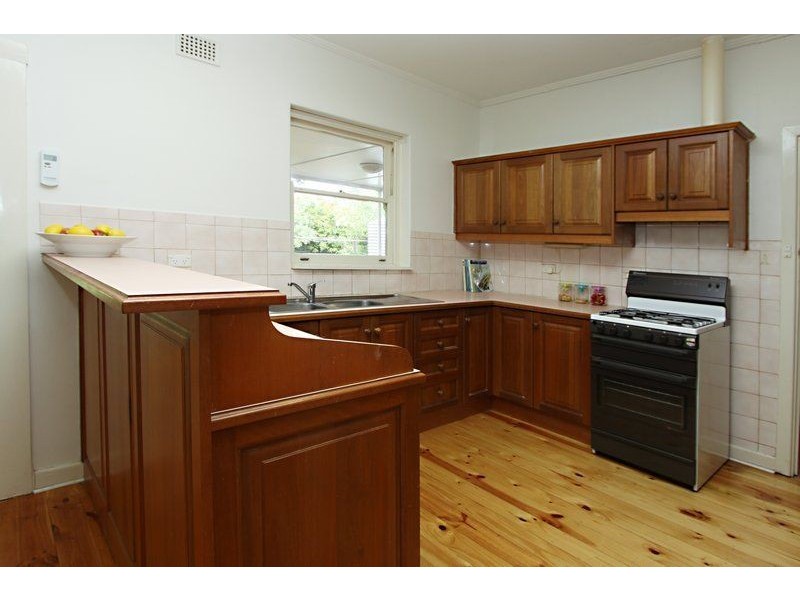 1 Hay Street, Lower Mitcham SA 5062