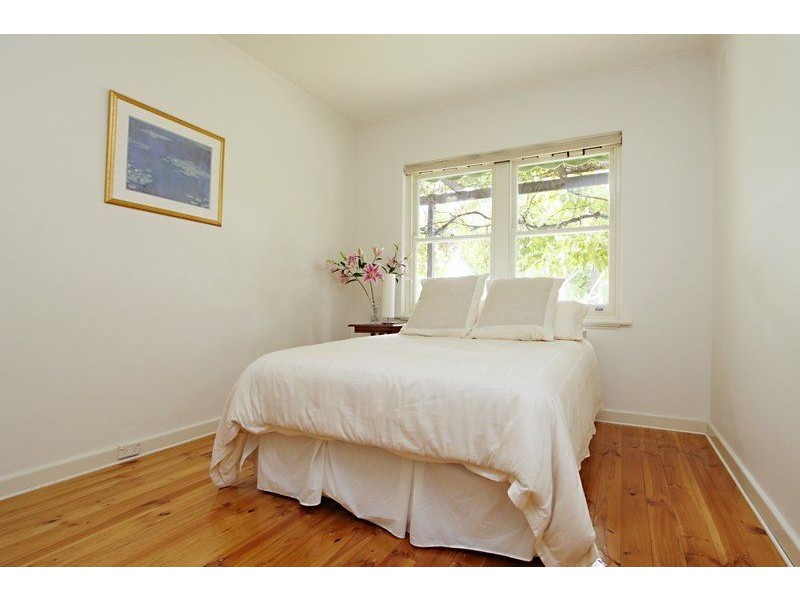 1 Hay Street, Lower Mitcham SA 5062