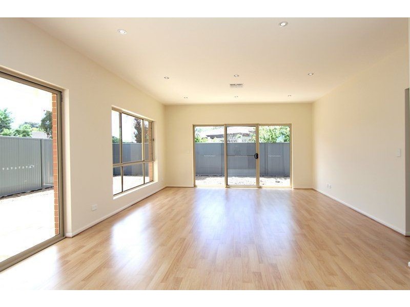 House 4/52 Price Street, Melrose Park SA 5039