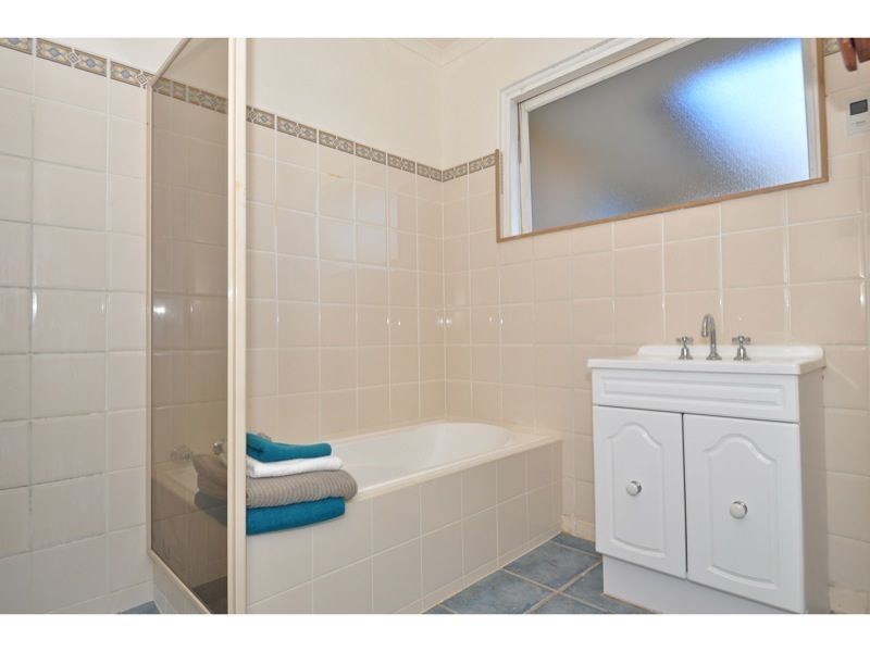 33 Yalanda Street, Eden Hills SA 5050