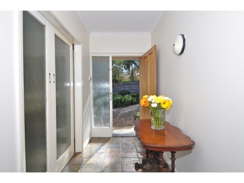 33 Yalanda Street, Eden Hills SA 5050