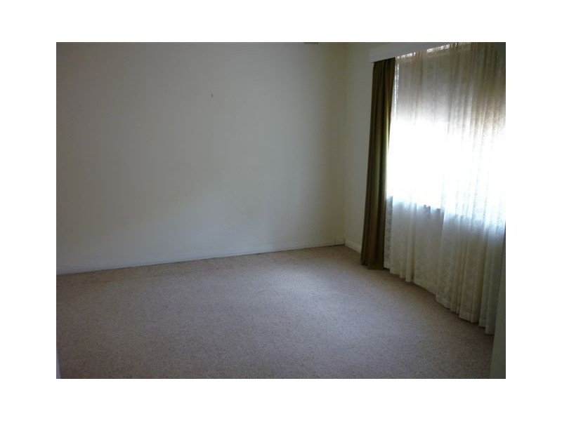 19 Winton Ave, Broadview SA 5083