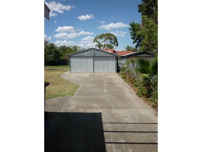 19 Winton Ave, Broadview SA 5083