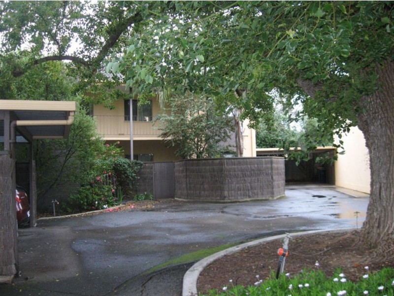 10/1A Hartland Avenue, Black Forest SA 5035