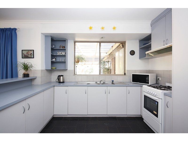 34 Outlook Drive, Aberfoyle Park SA 5159