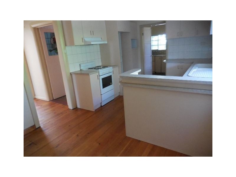 35 Sunbeam Rd, Croydon Park SA 5008