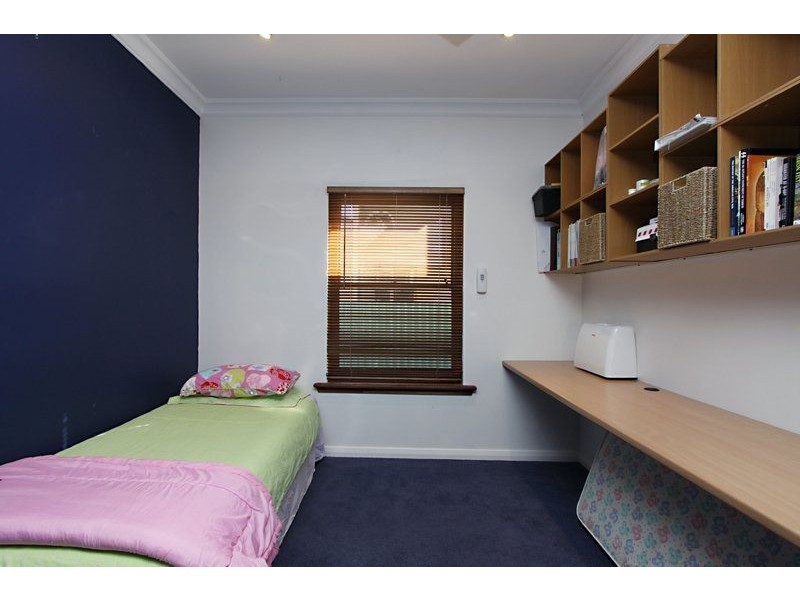 127 Caulfield Avenue, Clarence Gardens SA 5039