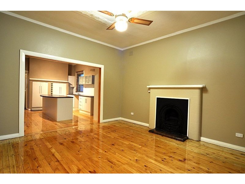 8 Neill Road, Cowandilla SA 5033