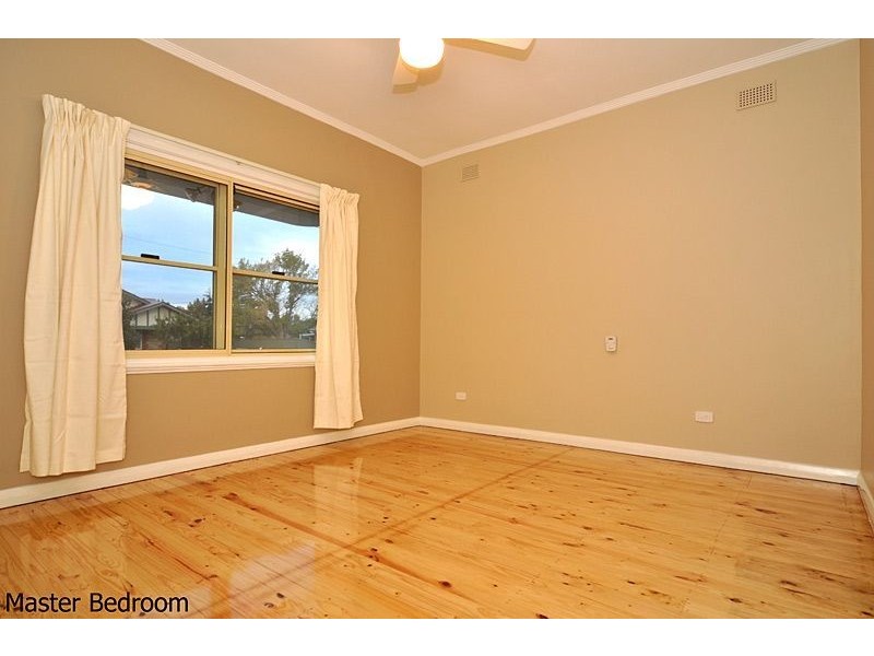 8 Neill Road, Cowandilla SA 5033