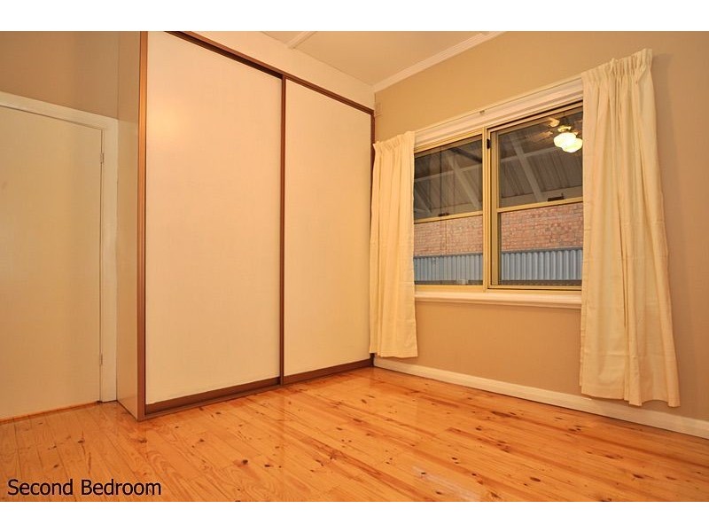 8 Neill Road, Cowandilla SA 5033