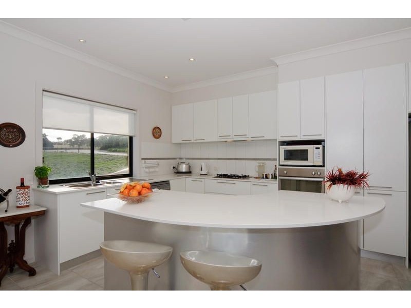2/1 Fireball Avenue, Hallett Cove SA 5158