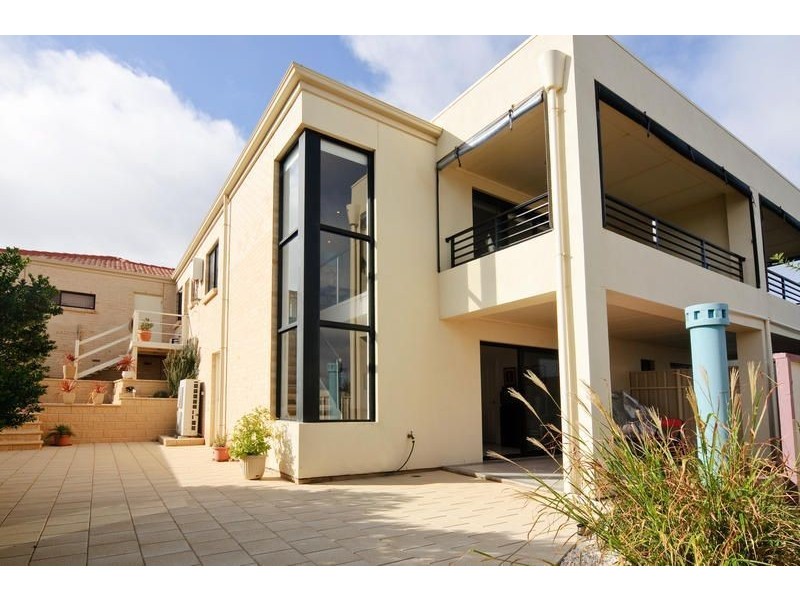 2/1 Fireball Avenue, Hallett Cove SA 5158