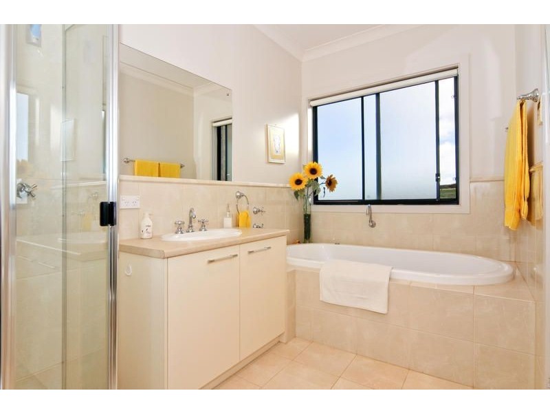 2/1 Fireball Avenue, Hallett Cove SA 5158