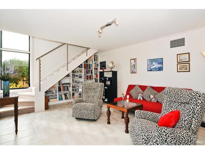 2/1 Fireball Avenue, Hallett Cove SA 5158