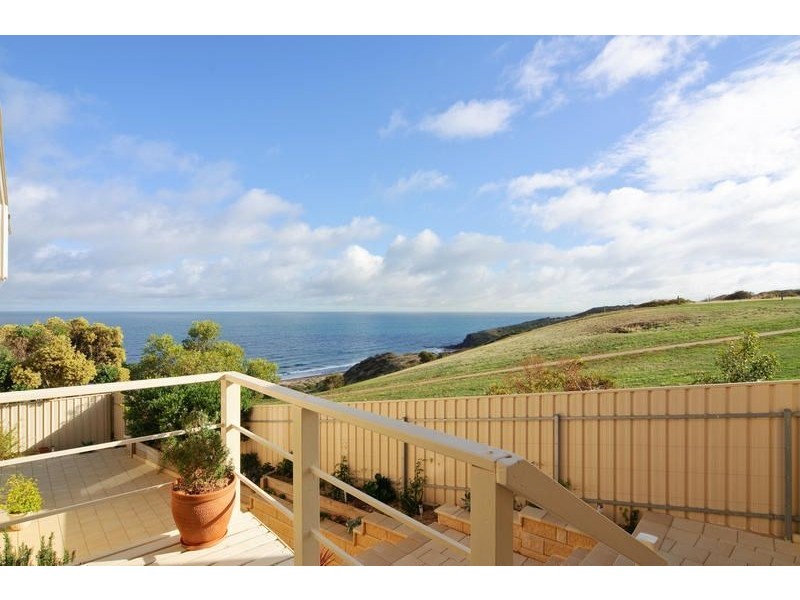 2/1 Fireball Avenue, Hallett Cove SA 5158