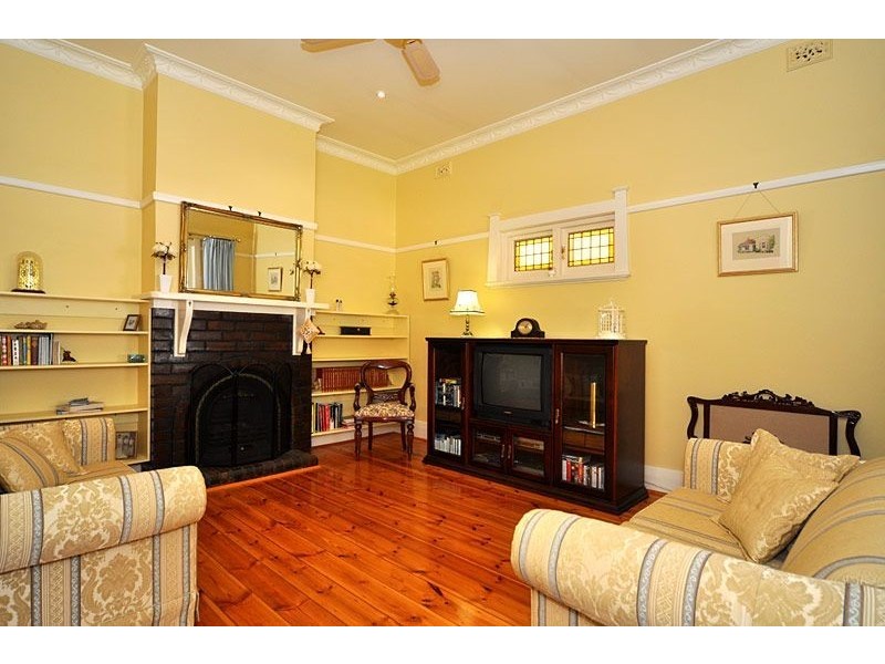 10 Byron Road, Black Forest SA 5035