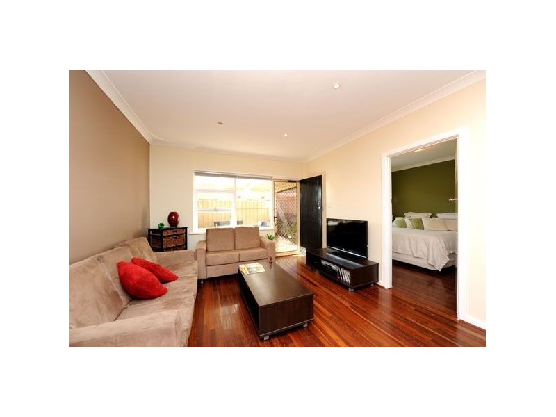 2/372 Tapleys Hill Road, Seaton SA 5023