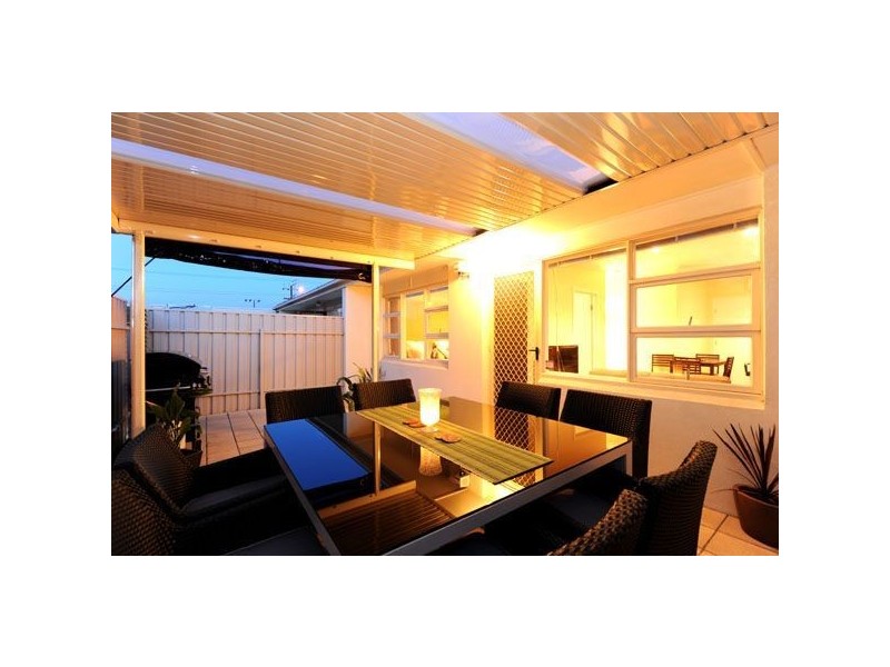 2/372 Tapleys Hill Road, Seaton SA 5023