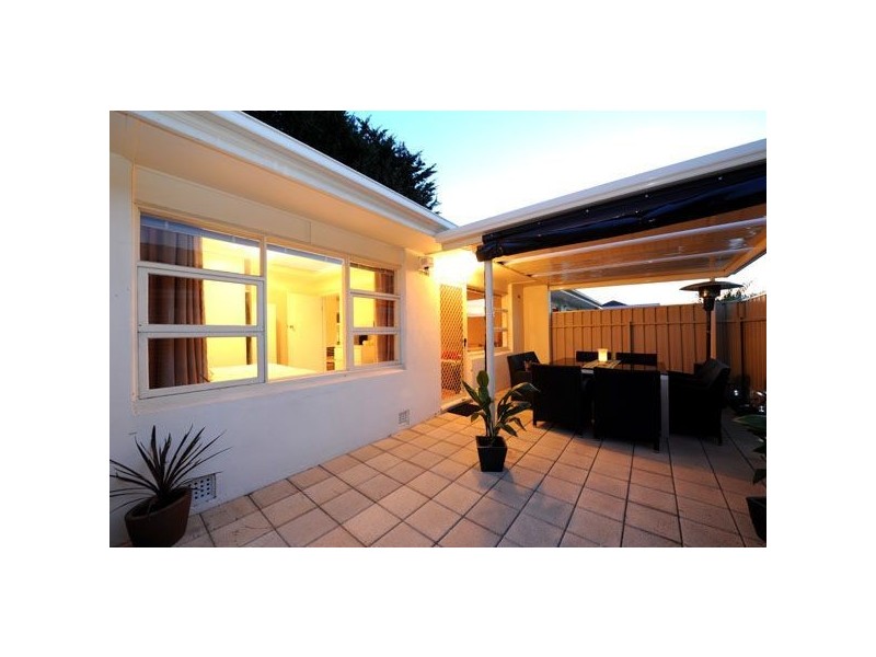 2/372 Tapleys Hill Road, Seaton SA 5023