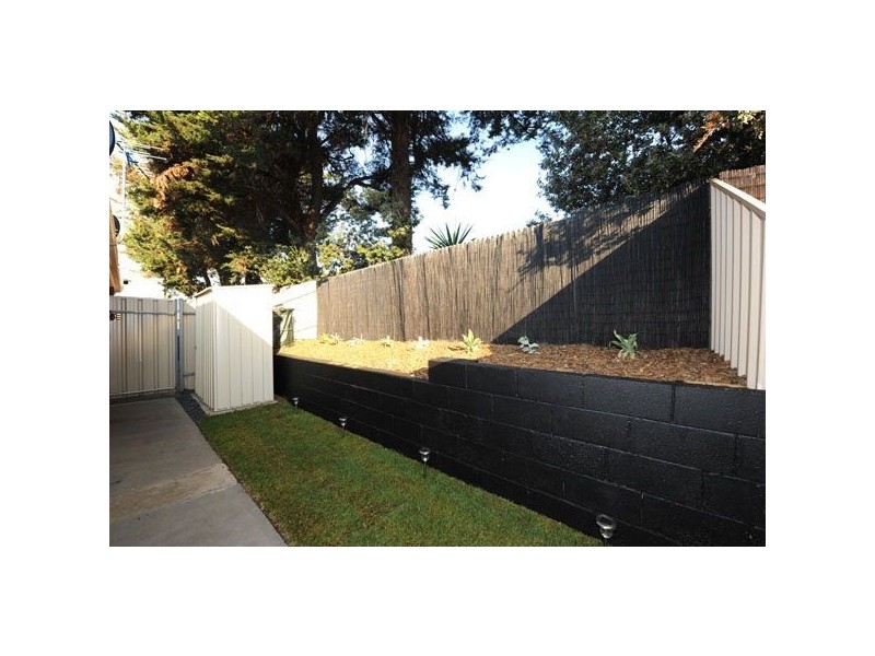 2/372 Tapleys Hill Road, Seaton SA 5023