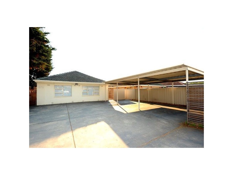 2/372 Tapleys Hill Road, Seaton SA 5023