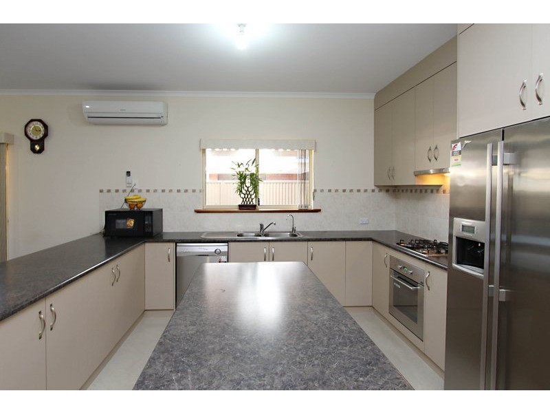 24 Murchison Street, Mansfield Park SA 5012