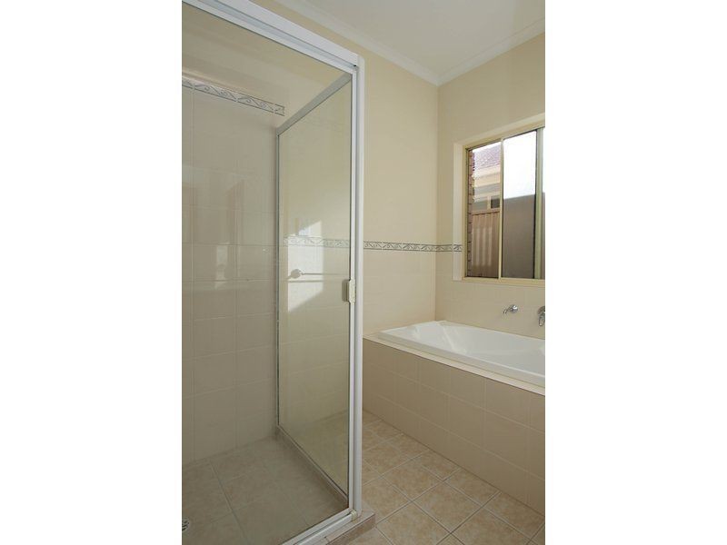 24 Murchison Street, Mansfield Park SA 5012