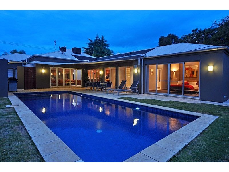 25 Wattlebury Road, Lower Mitcham SA 5062