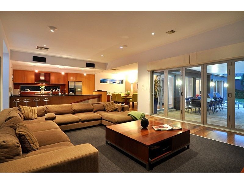 25 Wattlebury Road, Lower Mitcham SA 5062