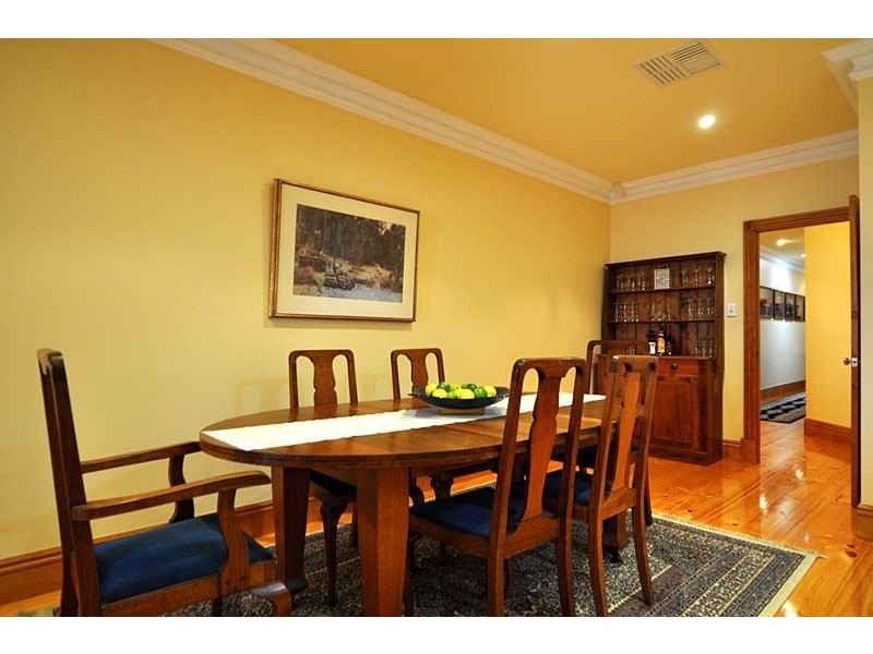 10A Kerta Weeta Avenue, Black Forest SA 5035