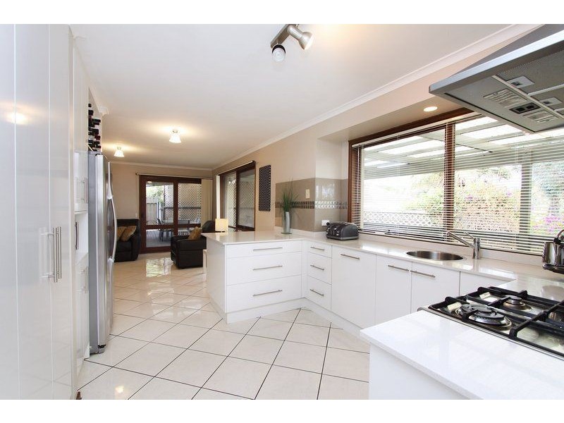 1 Eva Street, Aberfoyle Park SA 5159