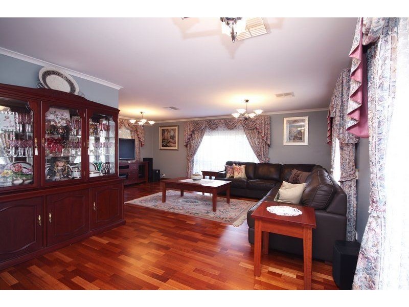 83 Fiveash Drive, Pasadena SA 5042