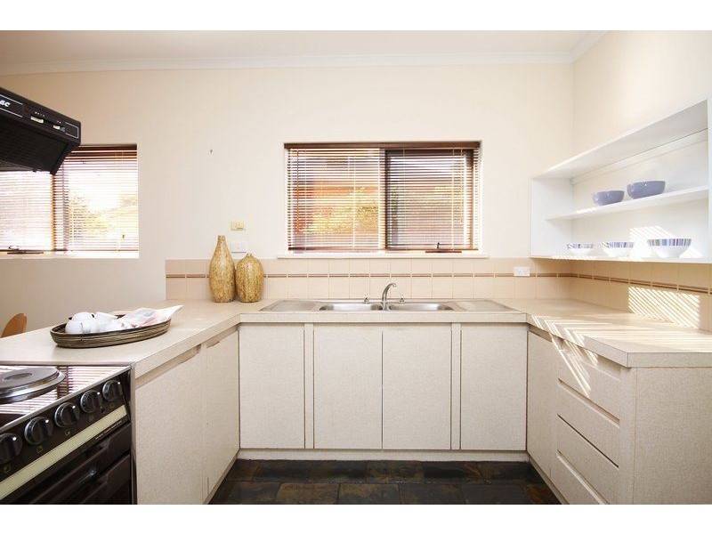 2/22 Randolph Avenue, Parkside SA 5063