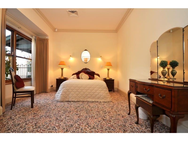 37 View Street, Lower Mitcham SA 5062