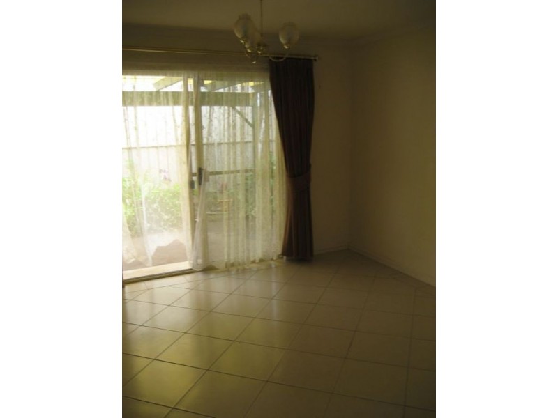 2/20 Second Ave, Ascot Park SA 5043